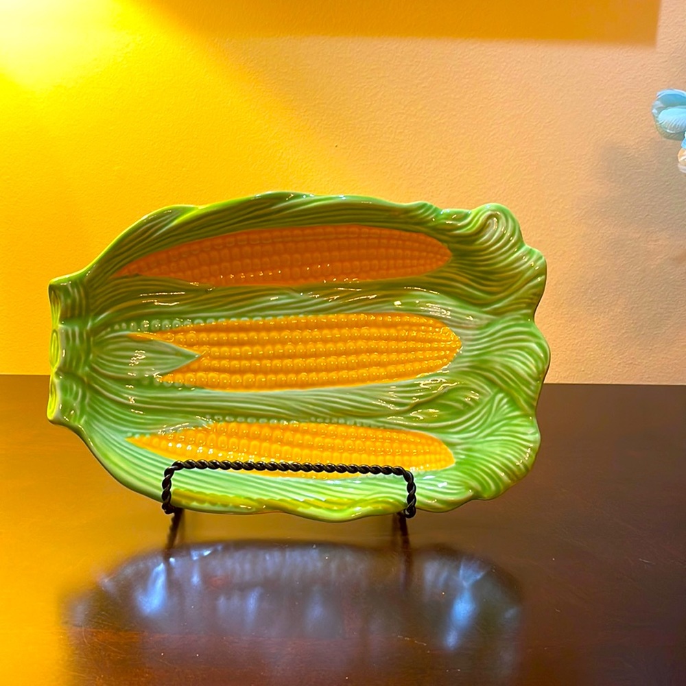 SERVING PLATE